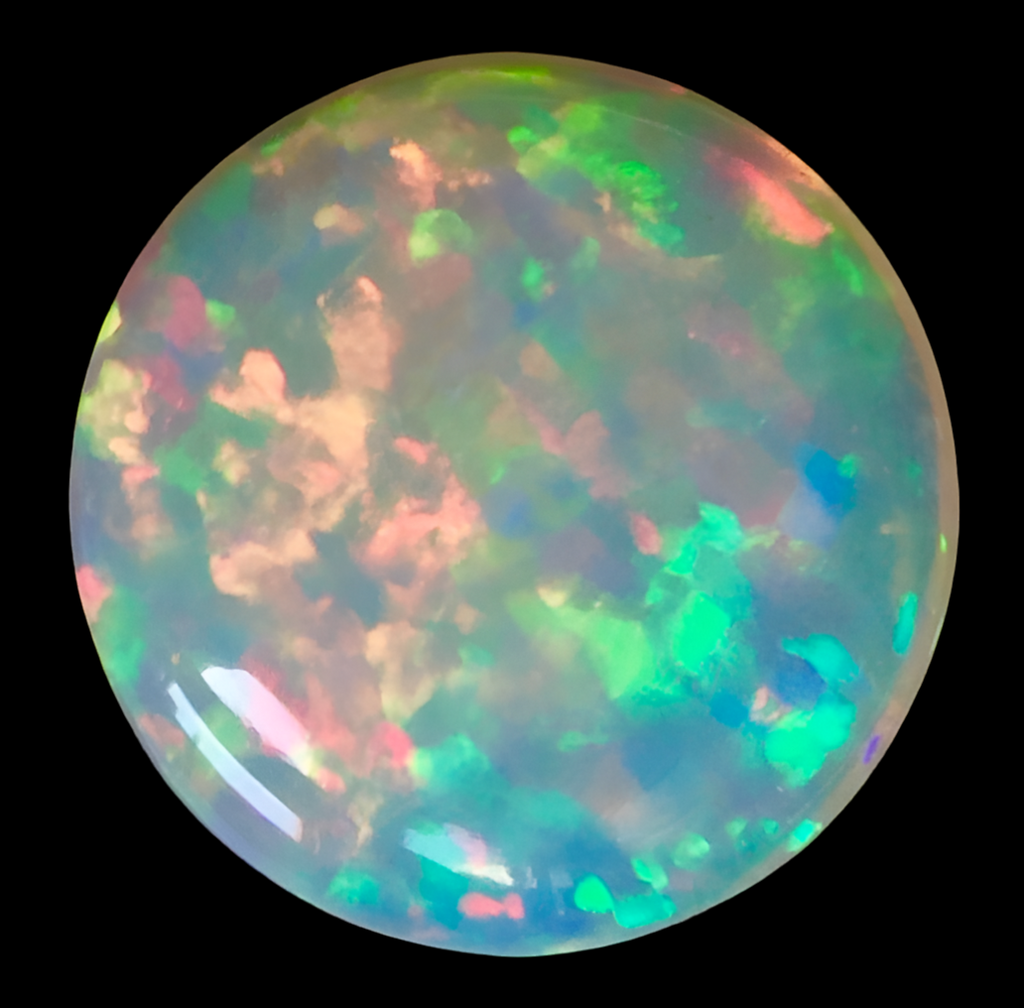 4.5 carat Welo crystal opal, brilliant red on sale and green fire, 15 x 10 x 5 mm, oval