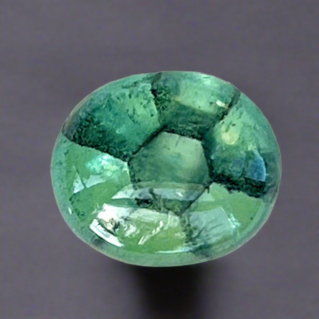 Rare, 1.70ct. Trapiche Emerald with nice star (always visible) a natural yet rare cabochon, Brazil