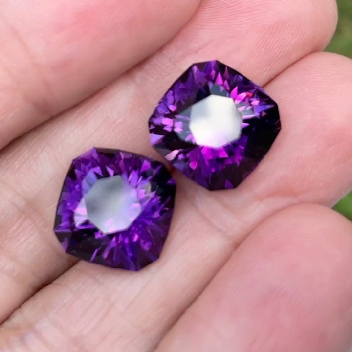 15.76 ctw Amethyst Matched Pair, Uruguay, Top Color, Flawless, Red Flash