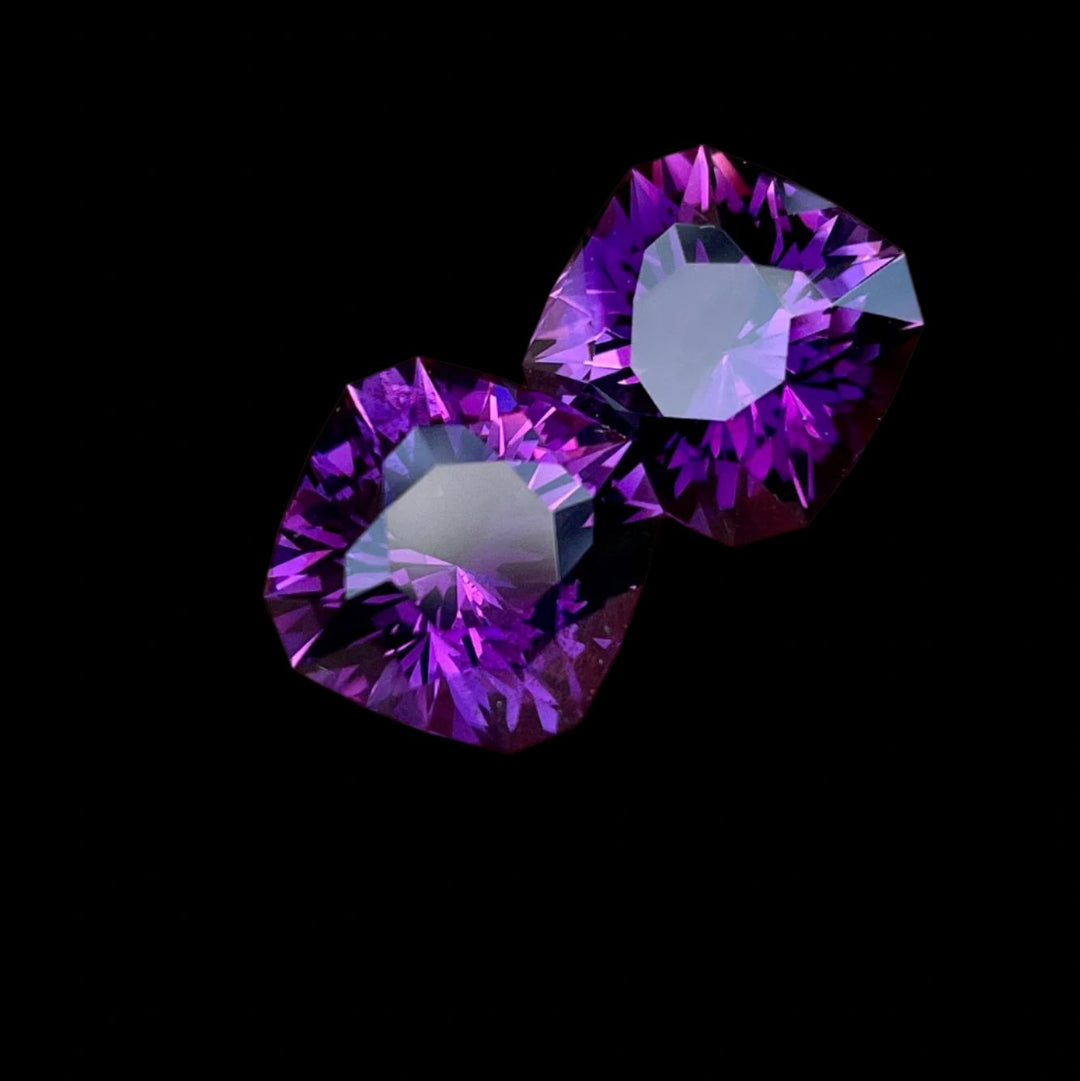 15.76 ctw Amethyst Matched Pair, Uruguay, Top Color, Flawless, Red Flash