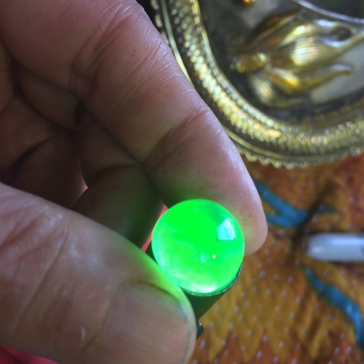 Marlborough Green Chrysoprase , 13.97 Ct. Cabochon, Master cut, Round