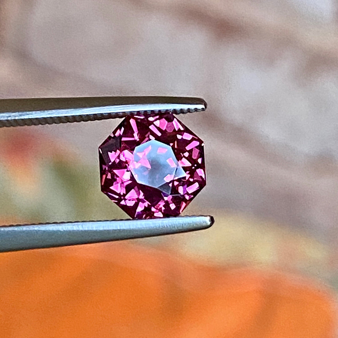 2.22 Color Shift Garnet, Malaya Family, East Africa