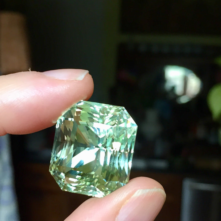 most expensive topaz Tussoan Imperial Green, Tzar's Royal Mines, 80 flawless, untreated carats