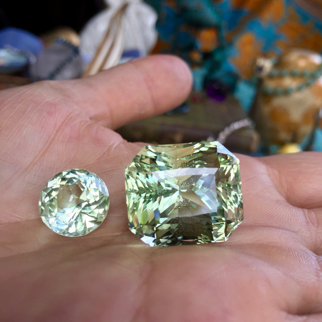 most expensive topaz Tussoan Imperial Green, Tzar's Royal Mines, 80 flawless, untreated carats