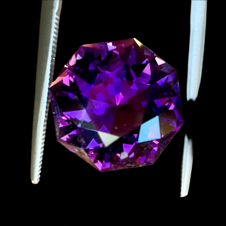 10.53 carat “Siberian Quality,” Amethyst, Uruguay, Octagon, Deep Purple, Siberian Quality