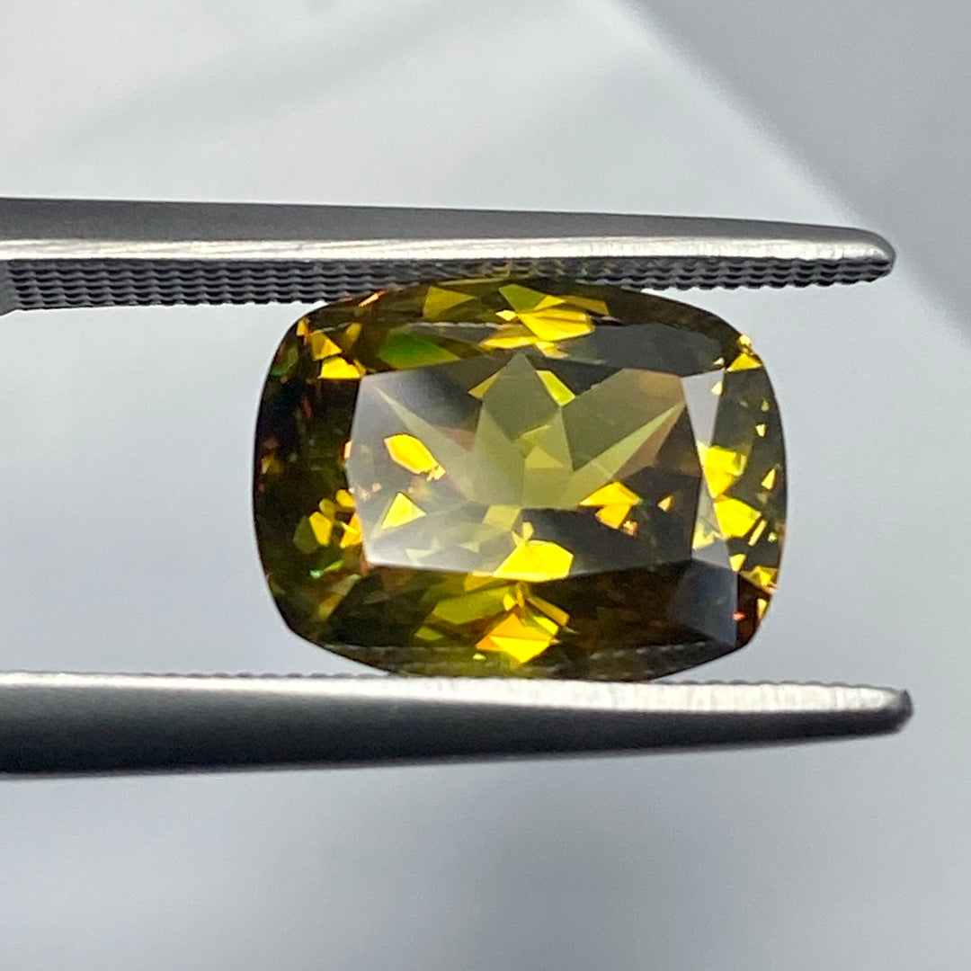 Golden Sphene, 4.38 ct. Full Fire, Precision Master Cut, VVS