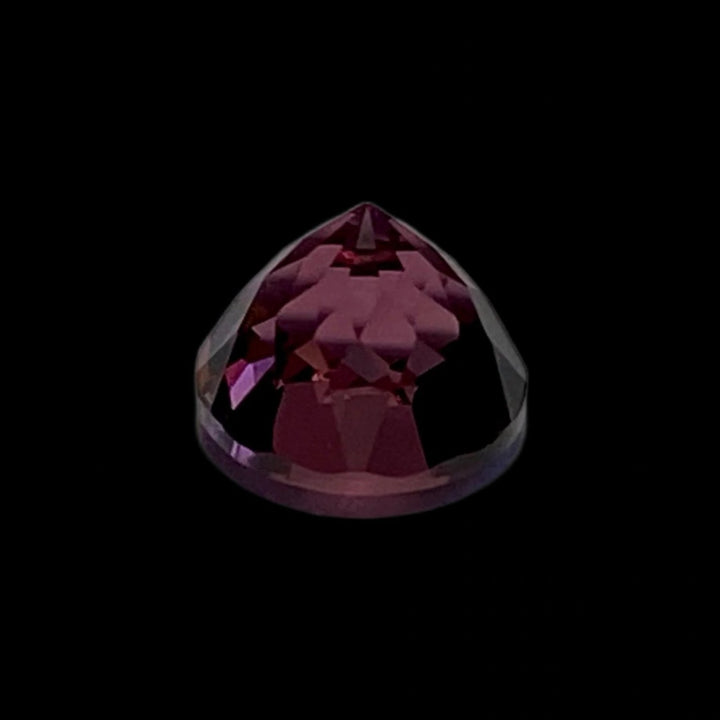 1.11 ct. cranberry Pink Garnet, Round Brilliant, VS, Tanzania, No Treatment