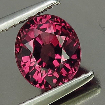 Malaya Garnet, 1.83 ct. Umba Valley (Umbalite), Oval, VVS, Pomegranate