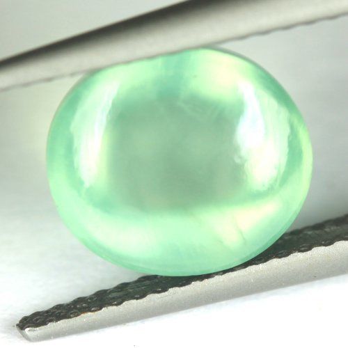 Prehnite Cabochon, 4.52 ct. Absolute TOP Quality, Mali Green, Clean!